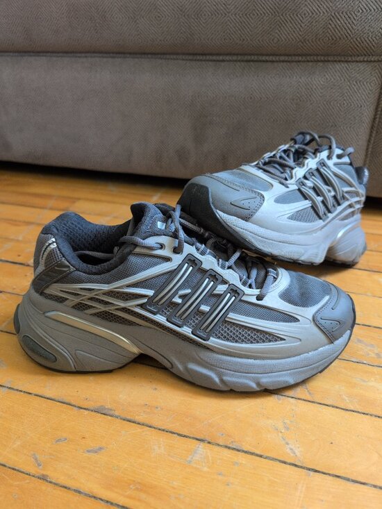adidas Other - ADISTAR XLG 2.0 SHOES - Barely used sneakers